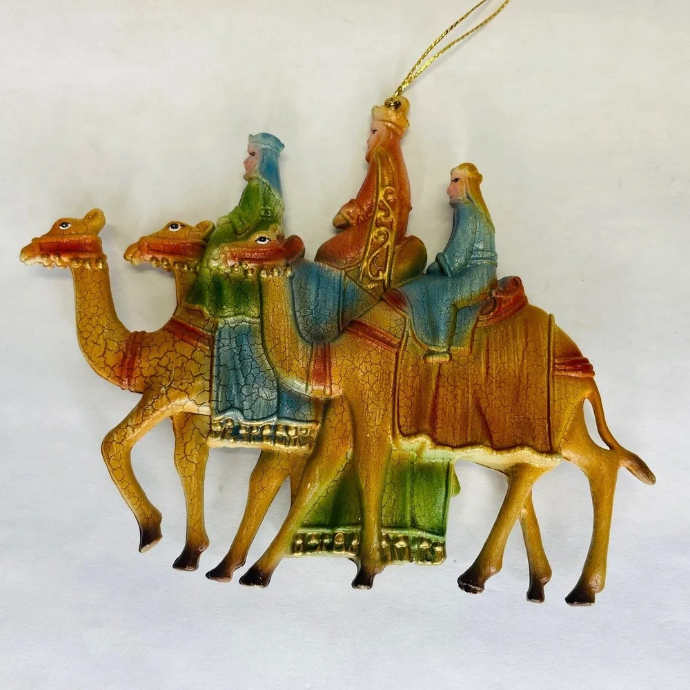 Vintage Christmas Hard Plastic Ornaments 3 Wise Men On Camels Nativity & Angle‎